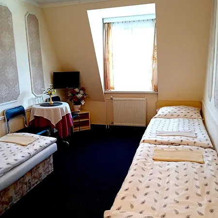 Velicky Zamocek Hotel Poprad