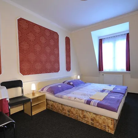Velicky Zamocek Hotel Poprad